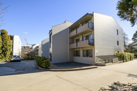 Accommodate Canberra - The Summit - Accommodation Yamba 2
