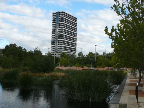 3BR Executive Apartment With Lake And Mountain Views - Accommodation Yamba 6
