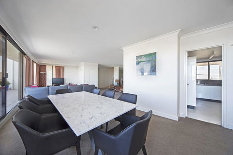 BreakFree Capital Tower Apartments - Accommodation Yamba 32