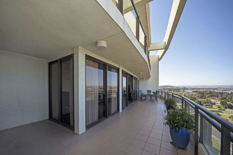 BreakFree Capital Tower Apartments - Accommodation Yamba 33