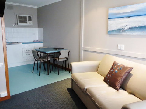 Stansbury Holiday Motel - Accommodation Yamba 39