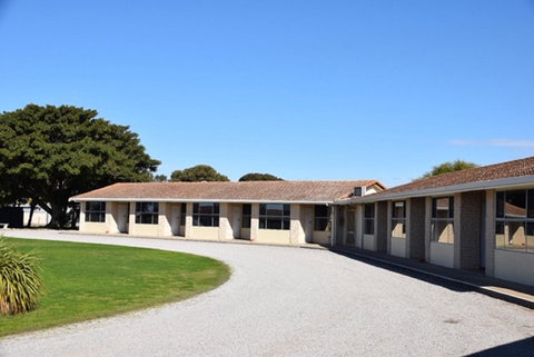 Stansbury Holiday Motel - Accommodation Yamba 6