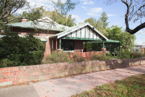 Cowan Street Bungalow - Accommodation Yamba 13