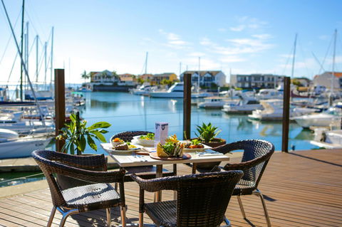 Marina Hotel - Accommodation Yamba 42