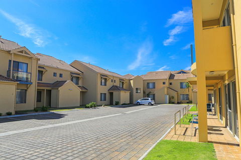Marina Hotel - Accommodation Yamba 34