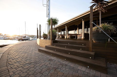 Marina Hotel - Accommodation Yamba 37