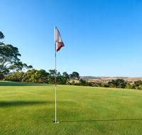 New Terry Hotel  Golf Resort - Accommodation Yamba