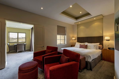 The Louise - Accommodation Yamba 18