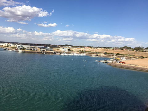 Wallaroo Marina Waterfront Luxe Apartment - Accommodation Yamba 21