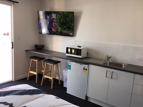 Port Lincoln Shark Apartment 1 - Accommodation Yamba 11