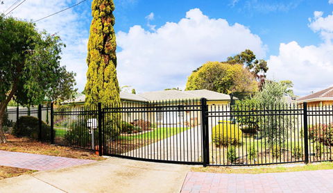 Beautiful Garden House - Accommodation Yamba 7