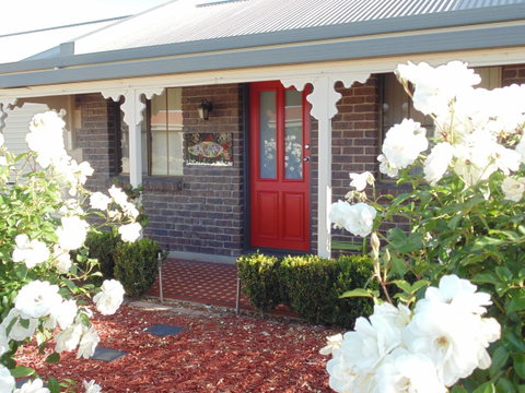 Baronet B & B - Accommodation Yamba 0