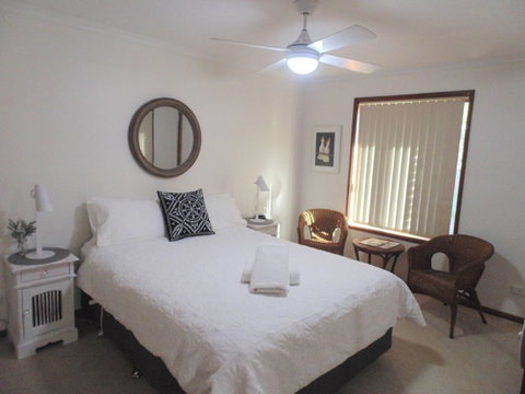 Baronet B & B - Accommodation Yamba 11