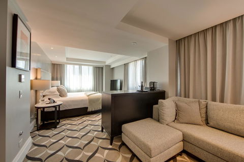 Mayfair Hotel - Accommodation Yamba 5