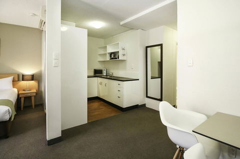 BreakFree Adelaide - Accommodation Yamba 3