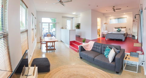 S T U D I O 22 Peaceful Retreat With Garden Views - Accommodation Yamba 2