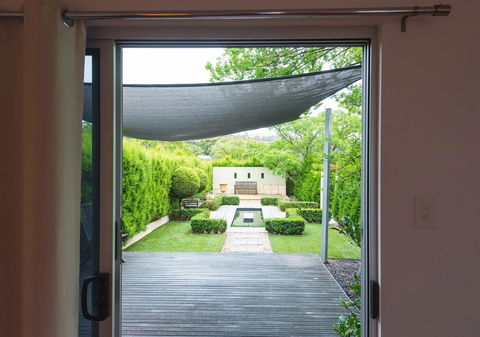 S T U D I O 22 Peaceful Retreat With Garden Views - Accommodation Yamba 12