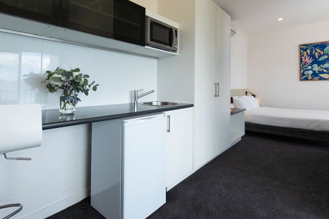 Bay 10 - Suites And Apartments - Accommodation Yamba 18