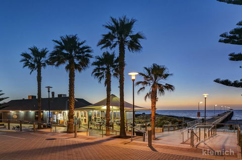 The Beach House @ Grange - Accommodation Yamba 3