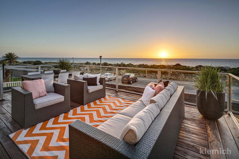 The Beach House @ Grange - Accommodation Yamba 2