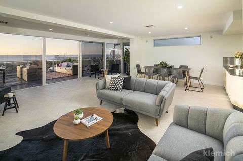 The Beach House @ Grange - Accommodation Yamba 4