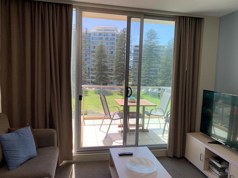 Luxury Beachside Accomodation - Accommodation Yamba 4