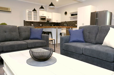 The Purple Door On Seaview - Accommodation Yamba 8
