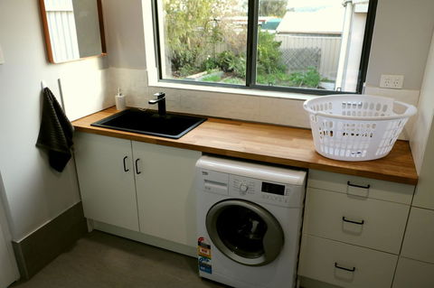 The Purple Door On Seaview - Accommodation Yamba 12