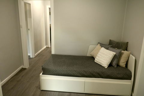 The Purple Door On Seaview - Accommodation Yamba 9