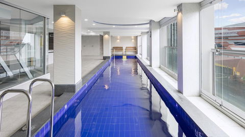 Oaks Adelaide Embassy Suites - Accommodation Yamba 8