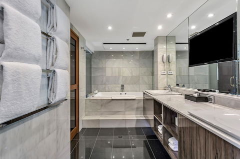 Stamford Plaza Adelaide - Accommodation Yamba 42