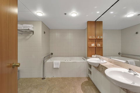 Stamford Plaza Adelaide - Accommodation Yamba 29
