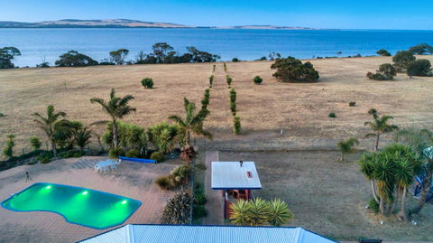 Doyles On The Bay - Accommodation Yamba 3