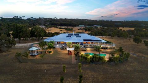 Doyles On The Bay - Accommodation Yamba 0