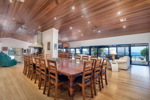 Doyles On The Bay - Accommodation Yamba 12