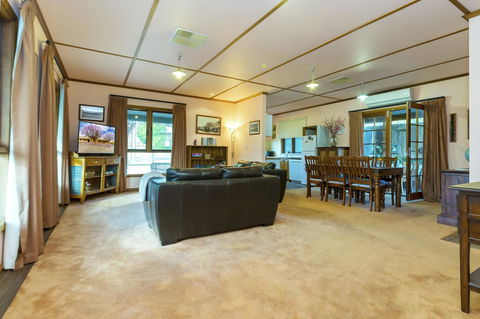 Rustic On 13th - Accommodation Yamba 3