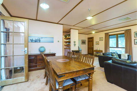 Rustic On 13th - Accommodation Yamba 7