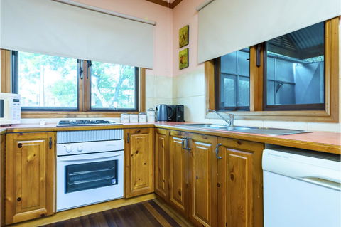 Rustic On 13th - Accommodation Yamba 6