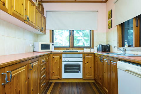 Rustic On 13th - Accommodation Yamba 5