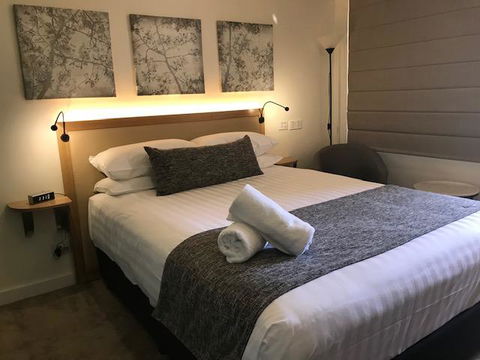 Astor Inn - Accommodation Yamba 0
