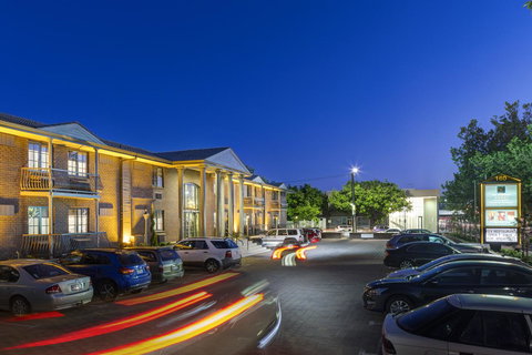 Adelaide Inn - Accommodation Yamba 0