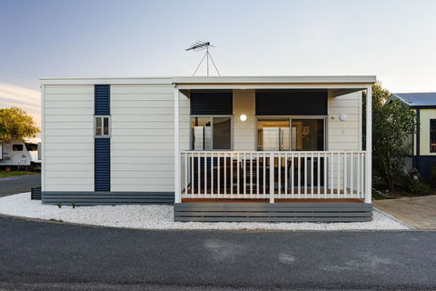 Discovery Parks - Adelaide Beachfront - Accommodation Yamba 5