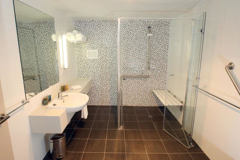 Adelaide Rockford - Accommodation Yamba 13