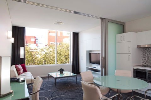 Adelaide Rockford - Accommodation Yamba 20