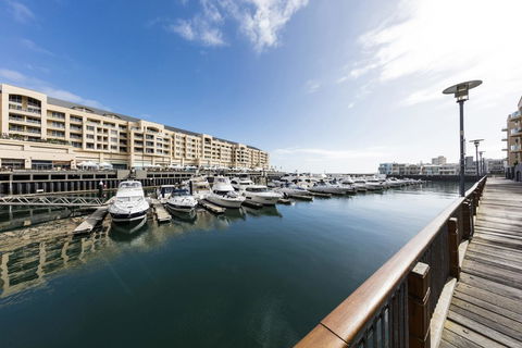Oaks Glenelg Liberty Suites - Accommodation Yamba 15