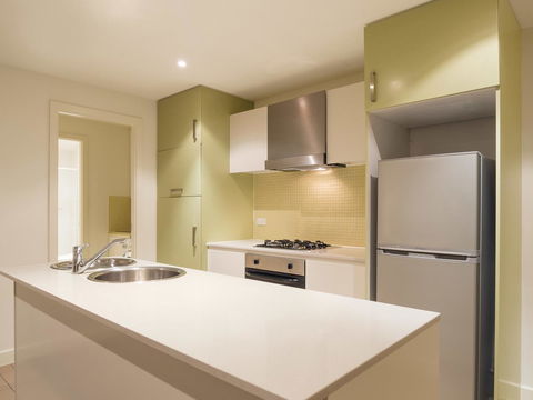 Oaks Glenelg Liberty Suites - Accommodation Yamba 21