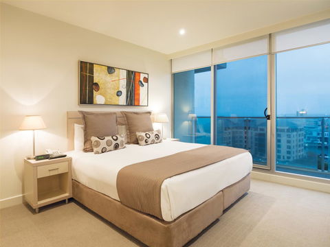 Oaks Glenelg Liberty Suites - Accommodation Yamba 20