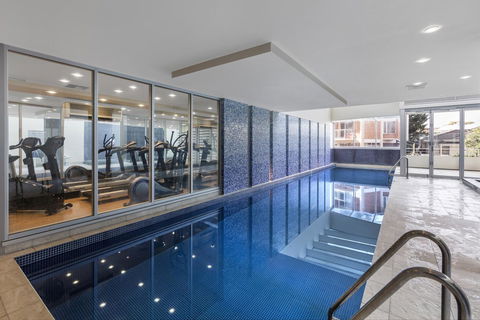 Oaks Glenelg Liberty Suites - Accommodation Yamba 3
