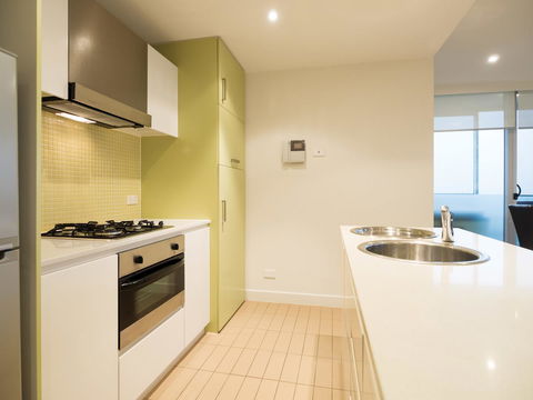 Oaks Glenelg Liberty Suites - Accommodation Yamba 19