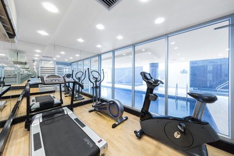 Oaks Glenelg Liberty Suites - Accommodation Yamba 4